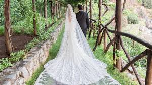 Italian dating is one of the popular free dating apps without payment, no credit card needed to join and chat with single men and women in italy, as well as singles in other countries including the us, australia, canada, france, germany, and other asian, african, and european countries. Bumble App Founder Whitney Wolfe S Epic Wedding In Positano Italy