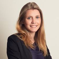 Lottie van Dulmen op LinkedIn: Vandaag heb ik mijn eerste dag gehad bij  Azora als projectmedewerker…