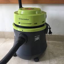 Electrolux vacuum cleaners in malaysia price list for june, 2021. Vacuum Cleaner Electrolux Wet Dry Flexio Z803 Perabotan Rumah Di Carousell