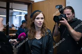 Actress Antje Nikola Moenning During Break Foto de stock de contenido  editorial - Imagen de stock | Shutterstock Editorial