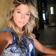 Maddalena Corvaglia Compie 39 Anni Gli Auguri Dellamica Canalis