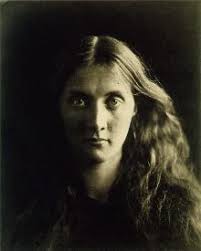 Victorian Musings: Author interview with Marion Dell discussing her latest  book, Virginia Woolf's Influential Forebears Julia Margaret Cameron, Anny  Thackeray Ritchie, Julia Prinsep Stephen