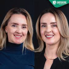 Ese detallito que hará toda la diferencia. Dr. David Campoverde. Diseño de  sonrisa con carillas de resina planificado digitalmente. Proceso llevado a  cabo enteramente con materiales y tecnología Ultradent We speak English