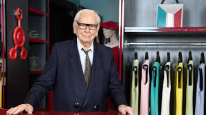 Visionary and revolutionary couturier, pierre cardin explores the universe of. Pierre Cardin Fashion Designer Of The Space Age Dies At 98