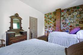 Check spelling or type a new query. Cabin The Walpack Inn