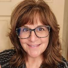 Congratulations to Ms. Kendra Feldhusen, K-6 Principal at Tahquamenon Area  Schools. Ms. Feldhusen was honored by the Michigan Elementary and Middle  School Principals' Association (MEMSPA) as the Region 14 (U.P.) Outstanding  Principal!