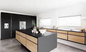 In 2021 kitchen trends, the bigger kitchen islands are trending for making your kitchen more organized ever than before. Newest Kitchen Design Trends 2021 Edecortrends