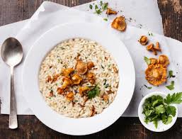 Per una cena leggera, ma che possa allo stesso tempo saziarti, è fondamentale scegliere degli alimenti che non alzino il tuo indice glicemico e che, al contrario, garantiscano un rilascio lento di glucosio. Menu Invernale Per Una Cena Con Gli Amici Mamma Felice