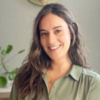 Leigh Mcdaniel's Instagram, Twitter & Facebook