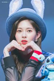 Pin By Matias Mercado On Idol Girlgroup Hotties Yebin Dia Hats