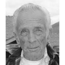 Scott Rushton's Instagram, Twitter & Facebook