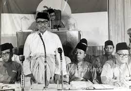 Tuesday to thusday/sun & sun: Jatuh Bangun Tunku Abdul Rahman Putra Al Haj Bapa Kemerdekaan Negara Kita Iluminasi