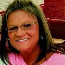 Connie Setzer's Instagram, Twitter & Facebook