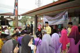 Ada 20 gudang lagu felda sungai sayongsambutan maulidur rasul 2019 terbaru, klik salah satu untuk download lagu mudah dan cepat. Sambutan Maulidur Rasul Saw Peringkat Sk Rampayan Menggatal 1435h 2014m Sk Rampayan Menggatal Kota Kinabalu