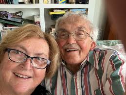 Recognizing family members in these photos