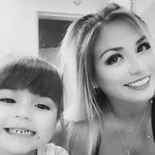 Jessica Nardiello's Instagram, Twitter & Facebook