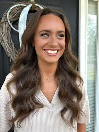 Hairstylist specializing in blondes in Morganhill?