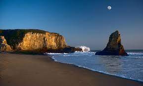 Known for its stunning beaches and surfing, santa cruz has a lot to offer the traveler dreaming of a beach holiday. Best Beaches To Avoid The Crowds Visit Santa Cruz County