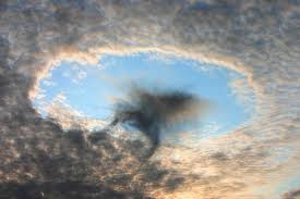 Punch Hole Clouds Clouds Hole In The Sky Strange Weather
