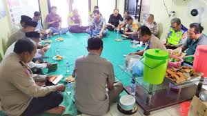 Mustafa khattab, the clear quran. Polsek Muara Baru Rutin Adakan Pengajian Dan Pembacaan Surat Yasin Setiap Pekan Sekali Warta Reformasi