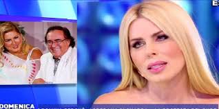 Ospite del programma domenica live, loredana lecciso difende albano e la loro storia d'amore e parla della gelosia per romina power. Loredana Lecciso A Domenica Live Le Parole Su Romina Power