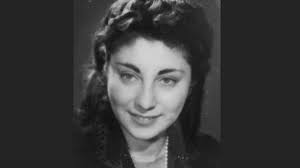 Teacher, artist, mother Stella Resnick, of Manhasset Hills dies at 102