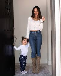 On people with slim bodies, the waist is the narrowest part of the torso. Ootd Recap Jessi Malay
