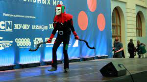 Want an interesting and original image for the festival? Darkest Dungeon Jester Cosplay At Igrocon 2018 Youtube