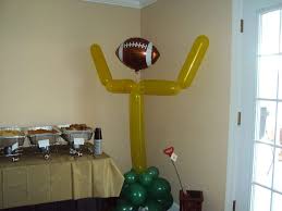 New Orleans Saints Birthday Party Ideas Photo 8 Of 28 Sports Themed Party Balloon Decorations Football Balloons