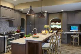 benjamin moore featured color of the