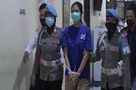 Oleh sang driver sate tersebut dimakan bareng keluarga dan menyebabkan anaknya, nfp, meninggal dunia. 6icyylat4cfp3m