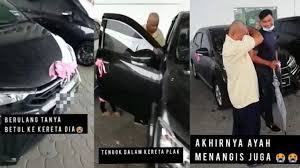 Dikemaskini 21 mar 2017, 6:44 am. Hanya Linangan Air Mata Gambarkan Perasaan Bapa 0ku Tak Sangka Kereta Impian Ada Di Depan Mata Ayah Susah Menang S Kali Terakhir Sewaktu Ibunya Meninggai Dunia Media Diari Viral
