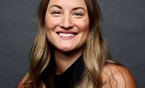 Lindsay Hess's Instagram, Twitter & Facebook