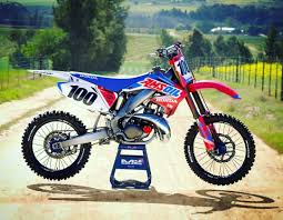 Honda Cr Honda Dirt Bike Cool Dirt Bikes Motocross Bikes