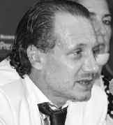 Este número 76 de la Revista Ciencias Sociales nos encuentra presentando  una nueva propuesta para una de las publicaciones inst