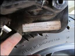 Jadi ketika kita membuka jok dan di bawah jok ada besi yang menampilkan kumpulan nomor dan huruf yang dikombinasikan, maka itulah nomor rangkanya. Ganti Sendiri Air Filter Honda Vario 110 Mmc Agnes Monica Secara Diy Pertamax7 Com