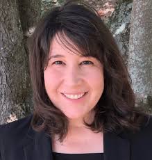 Amanda Spohn's Instagram, Twitter & Facebook