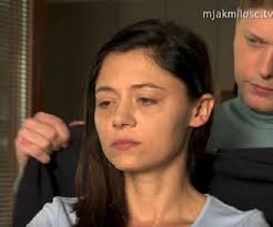 M jak miłość, odcinek 1746: Wyprowadzka Basi na Deszczową. Ugada się z  Kingą żeby uciec od Rogowskich z Grabiny