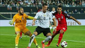 Sur les 32 nations qualifiées pour la phase de poule du mondial 2018 de foot, seulement 16 disputeront la phase finale. Cm 2018 Zone Europe Gr C 10eme J L Allemagne Surclasse L Azerbaidjan 5 1