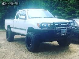 Factory front struts and rear shocks can be retained. Wheel Offset 2000 Toyota Tundra Super Aggressive 3 5 Leveling Kit Body Lift Custom Offsets
