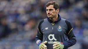 Es geht ihm gut, und sein zustand verbessert sich immer mehr. Iker Casillas Kehrt Nach Herzinfarkt Zur Mannschaft Des Fc Porto Zuruck Eurosport