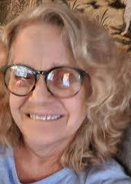 Lana Barto's Instagram, Twitter & Facebook