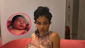 She is also known as jimmy neutch, petunia, and spike tee. Mit Sussen Clips Teyana Taylor Bestatigt Geburt Ihres Babys Promiflash De