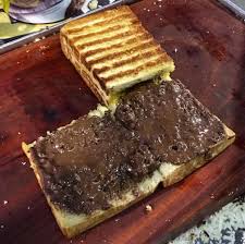Ukuran kemasan dus roti bakar bandung harus disesuaikan dengan ukuran produk yang akan dikemas. Dari Halte Ke Halte On Twitter Kali Ini Perkenalkan Rekomendasi Dannynjoo Agus Robaba Mas Agus Berjualan Roti Bakar Bandung Setiap Senin Sabtu Jam 17 00 22 00 Di Bawah Jpo Depan Gajah Mada Plaza Enaknya Jadi