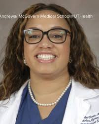 Doctor Accuses Flight Attendant of 'Blatant Discrimination' During  Emergency