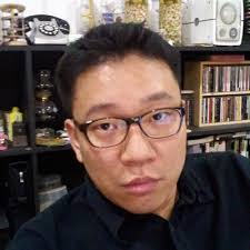 Gowoon Choi's Instagram, Twitter & Facebook