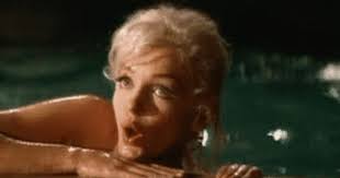Marilyn Monroe Had A Higher Iq 163 Than That Of Albert Einstein 160 Marilyn Monroe Gif Marilyn Monroe Photos Marilyn