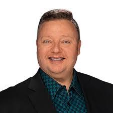 Nikole Parker's Instagram, Twitter & Facebook