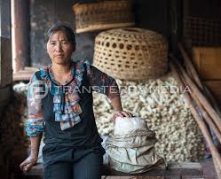 Salt of the Earth: The Ancient Village of Nuodeng,Yunnan Adventure Travel