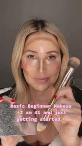 Sylvia Simms's Instagram, Twitter & Facebook